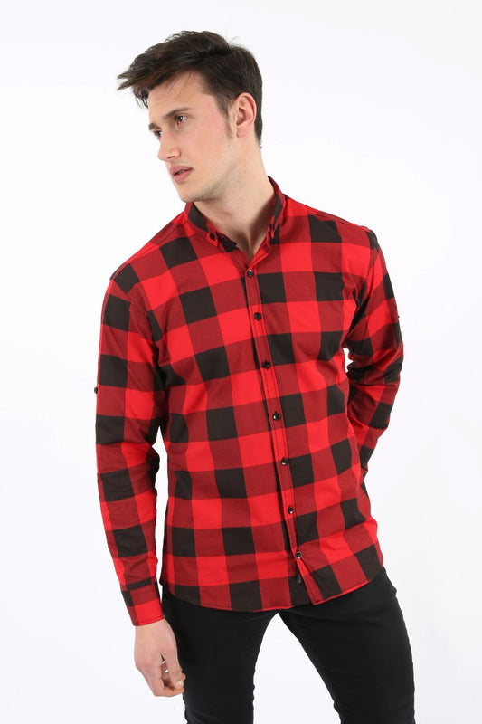 Kırmızı ve siyah büyük kare desenli, uzun kollu, slim fit erkek gömlek.