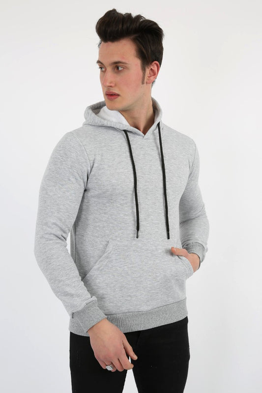 Gri renkli, kapüşonlu ve uzun kollu, üç iplik şardonlu erkek sweatshirt.