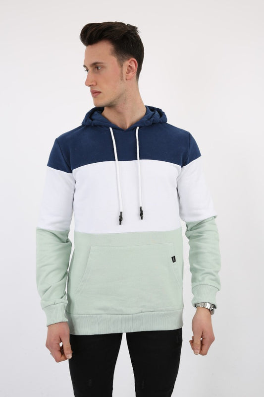 Lacivert beyaz ve açık yeşil renk bloklu, kapüşonlu ve kanguru cepli erkek sweatshirt.