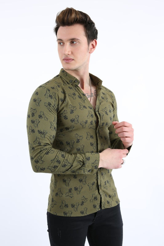 Haki renkli, desenli, slim fit kesim uzun kollu erkek gömleği.