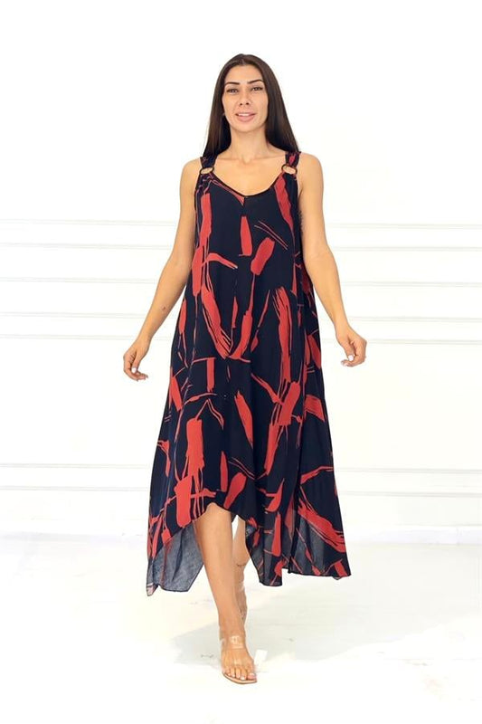 Siyah zemin üzerine bordo desenli, askıları halka detaylı, uzun viskon elbise.