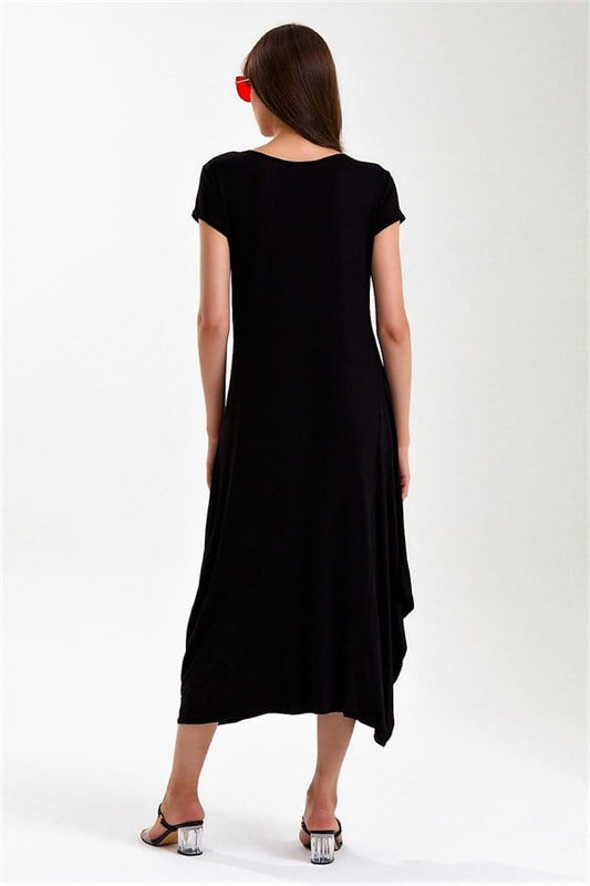 Siyah yuvarlak yaka kısa kollu uzun elbise arkadan görünüm.