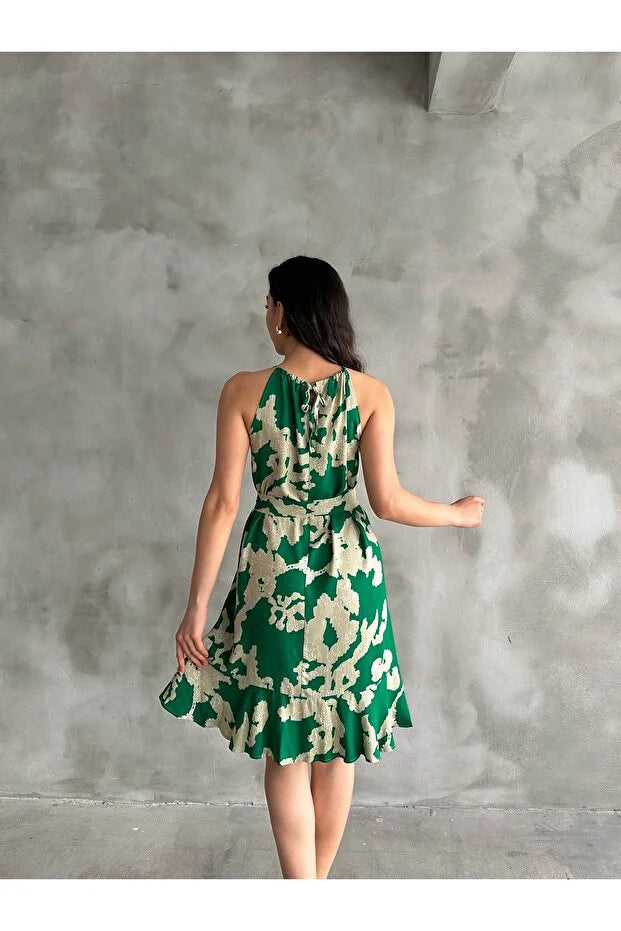 Halter Yaka Kuşaklı Diz Boyu Desenli Elbise - Yeşil