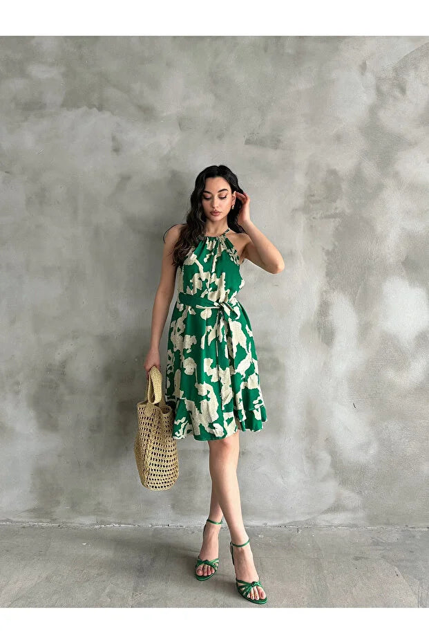 Halter Yaka Kuşaklı Diz Boyu Desenli Elbise - Yeşil