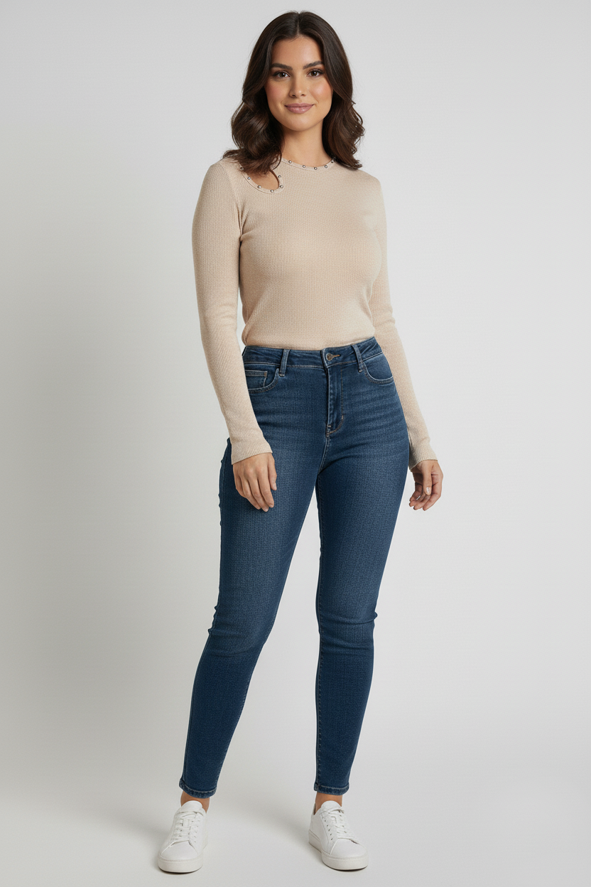 Bisiklet Yaka Cut Out kesimli Taşlı Fitilli Kaşkorse Bluz - Krem