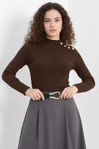 Gold Düğmeli Balıkçı Yaka Fitilli Kaşkorse Bluz – Kahverengi