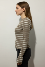 Kadın Çizgili Parmak Geçmeli Bluz - Kahverengi