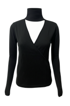 Kadın Boğazlı Pencere Detaylı Siyah Triko Kazak