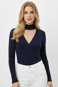 Kadın Boğazlı Pencere Detaylı Lacivert Triko Kazak