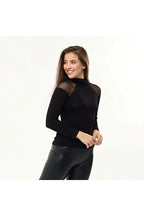 Kadın Siyah Omuzlar Tüllü Boğazlı Bluz