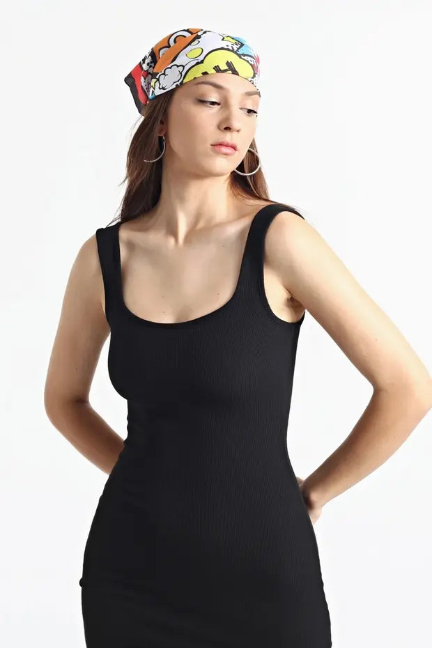 Kadın Siyah  Kare Yaka Yırtmaçlı Kaşkorse Elbise