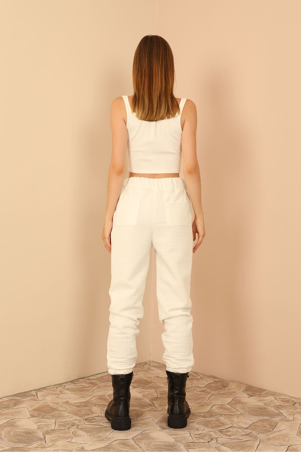 Kadın  Ekru  Pantolon Dört Mevsim