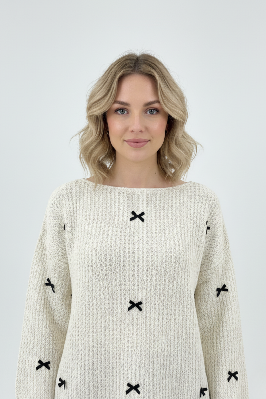 Kadın Kurdeleli Ajurlu Triko Beyaz Kazak