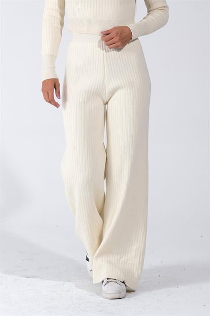 Beyaz Bisiklet Yaka Tunik Pantolon İkili Triko Alt Üst Takım