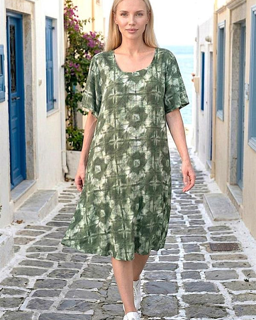 Haki Desenli Yuvarlak Yaka Kısa Kollu Midi Elbise