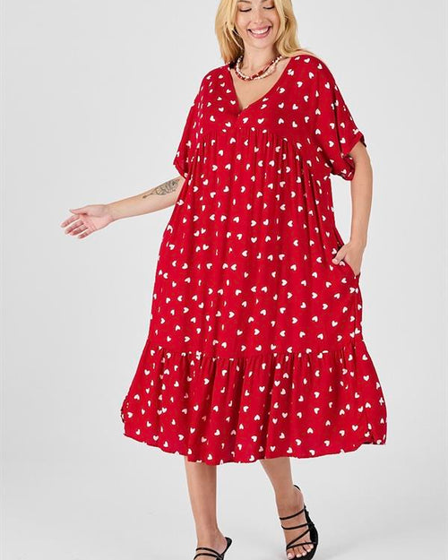 Kırmızı Kalpli V Yaka Etekleri Fırfırlı Cepli Elbise