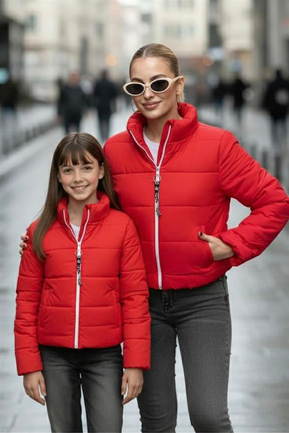 Kız Çocuk Kırmızı Sırtı Taş Baskılı Şişme Mont