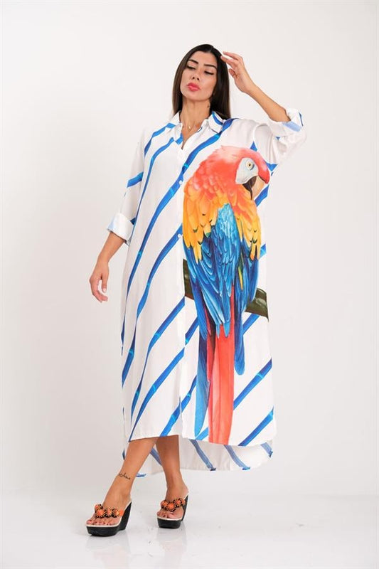 Mavi çizgili, büyük papağan desenli, uzun kollu ve düğmeli viskon gömlek elbise.