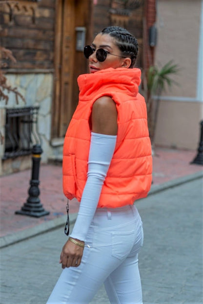 Nar Çiçeği Dik Yaka Beli Lastikli Cepli Kısa Şişme Yelek