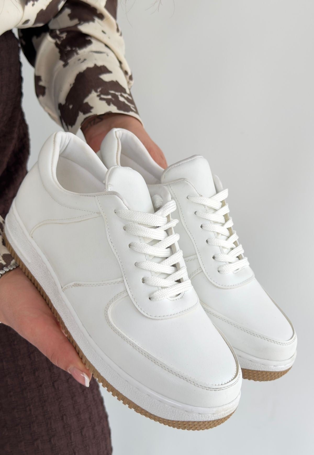 Ceyyan Beyaz Cilt Bağcıklı Spor Ayakkabı