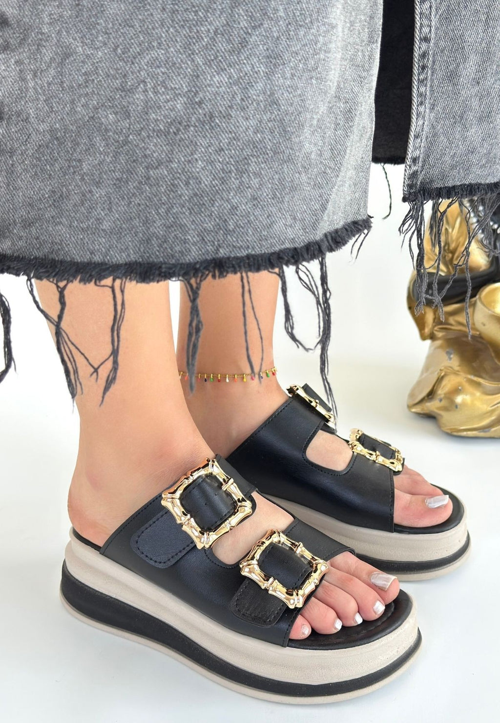 Jalli Siyah Cilt Terlik