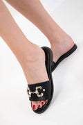 Toha Siyah Cilt Tokalı Terlik