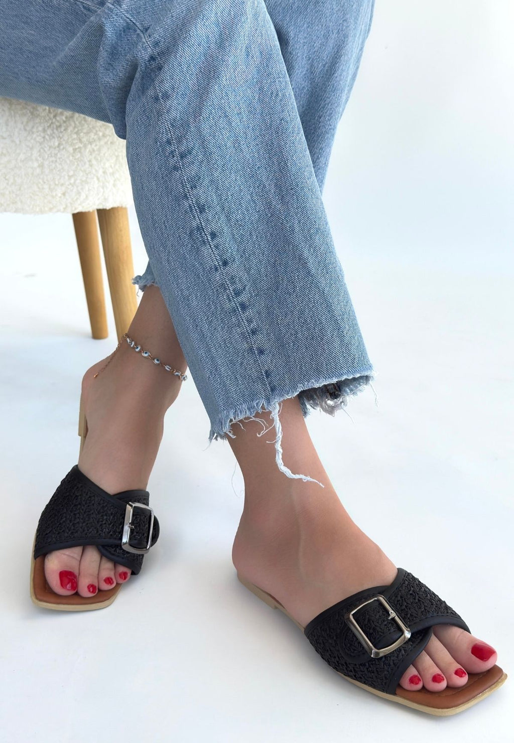 Revin Siyah Cilt Terlik