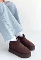 Linne Kahverengi Süet Bot