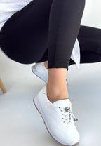 Finna Beyaz Cilt Bağcıklı Spor Ayakkabı