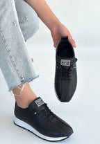 Monya Siyah Cilt Bağcıklı Spor Ayakkabı