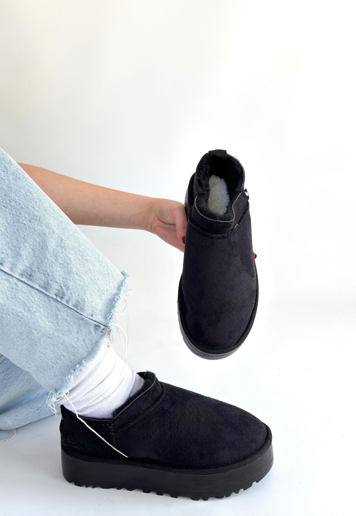 Mitay Siyah Süet Bot