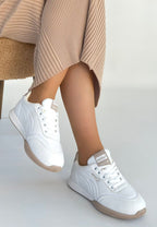 Tawen Beyaz Cilt Bağcıklı Spor Ayakkabı