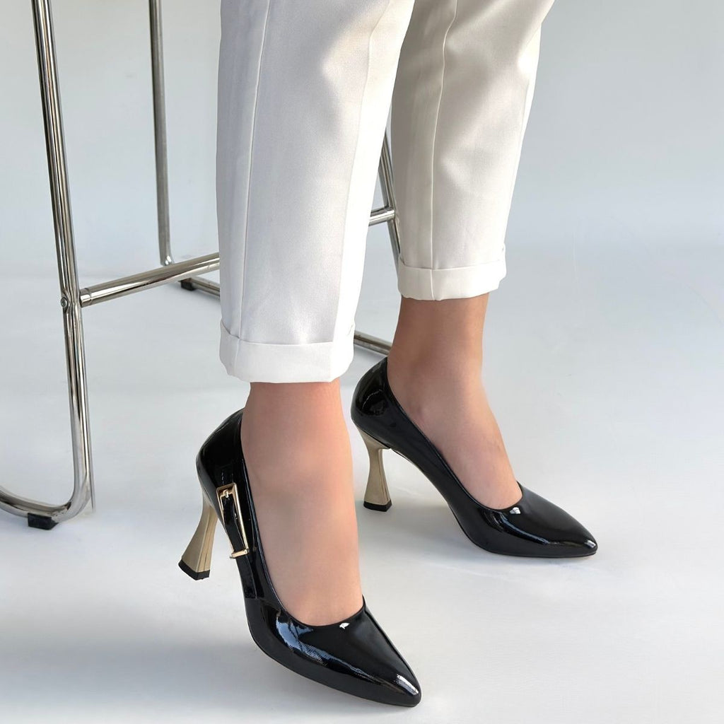 Motya Siyah Rugan Topuklu Ayakkabı