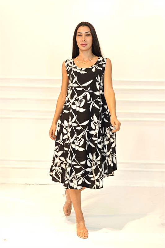 Siyah Çiçekli U Yaka Askılı Midi Elbise
