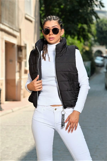 Siyah Dik Yaka Beli Lastikli Cepli Kısa Şişme Yelek
