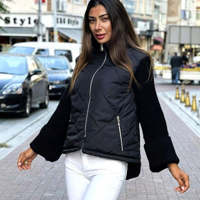 Siyah Dik Yaka Kolları Triko Cepleri Fermuarlı Şişme Mont