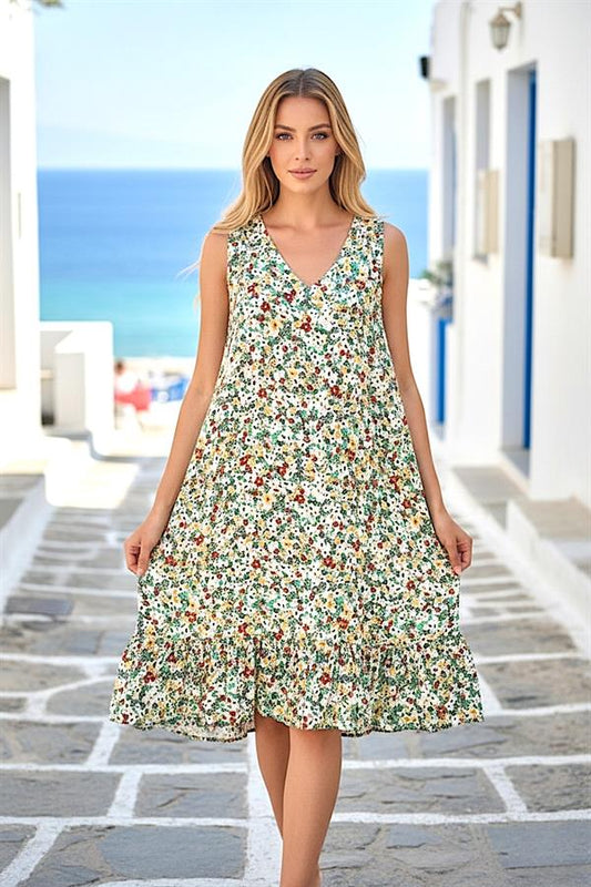 Yeşil çıtır çiçek desenli, kalın askılı ve fırfırlı kısa viskon elbise.