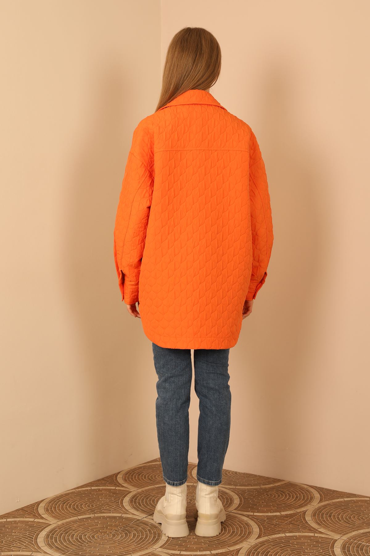 Jakar%20Kumaş%20Soğan%20Desen%20Kapitone%20Oversize%20Kadın%20Gömlek-Oranj