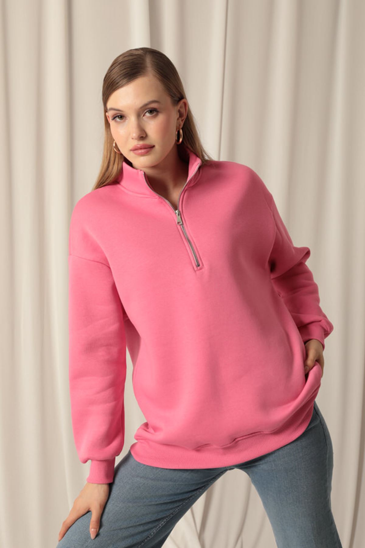 Üç%20İplik%20Dik%20Yaka%20Yarım%20Fermuarlı%20Kadın%20Pembe%20Sweat