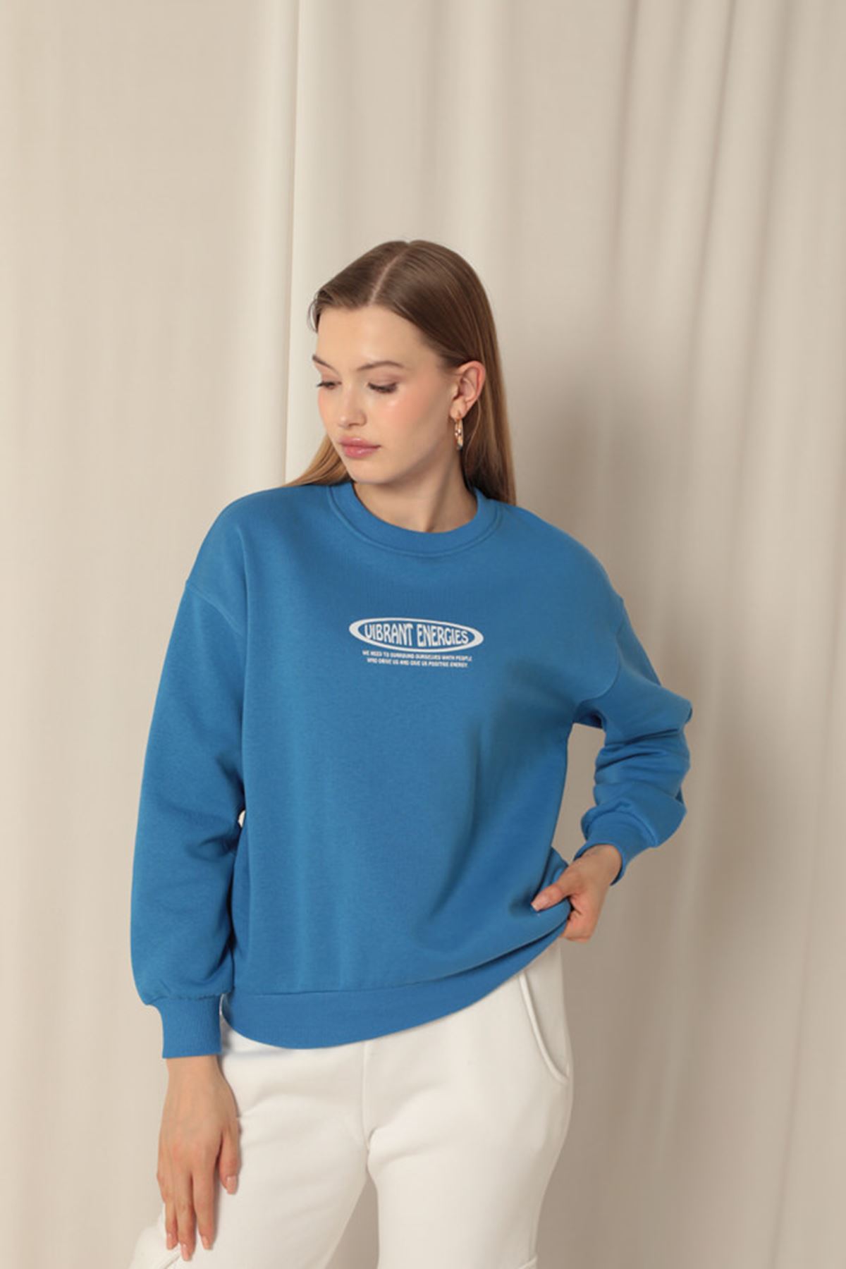 Üç%20İplik%20Uıbrant%20Energıes%20Baskılı%20Kadın%20Mavi%20Sweat