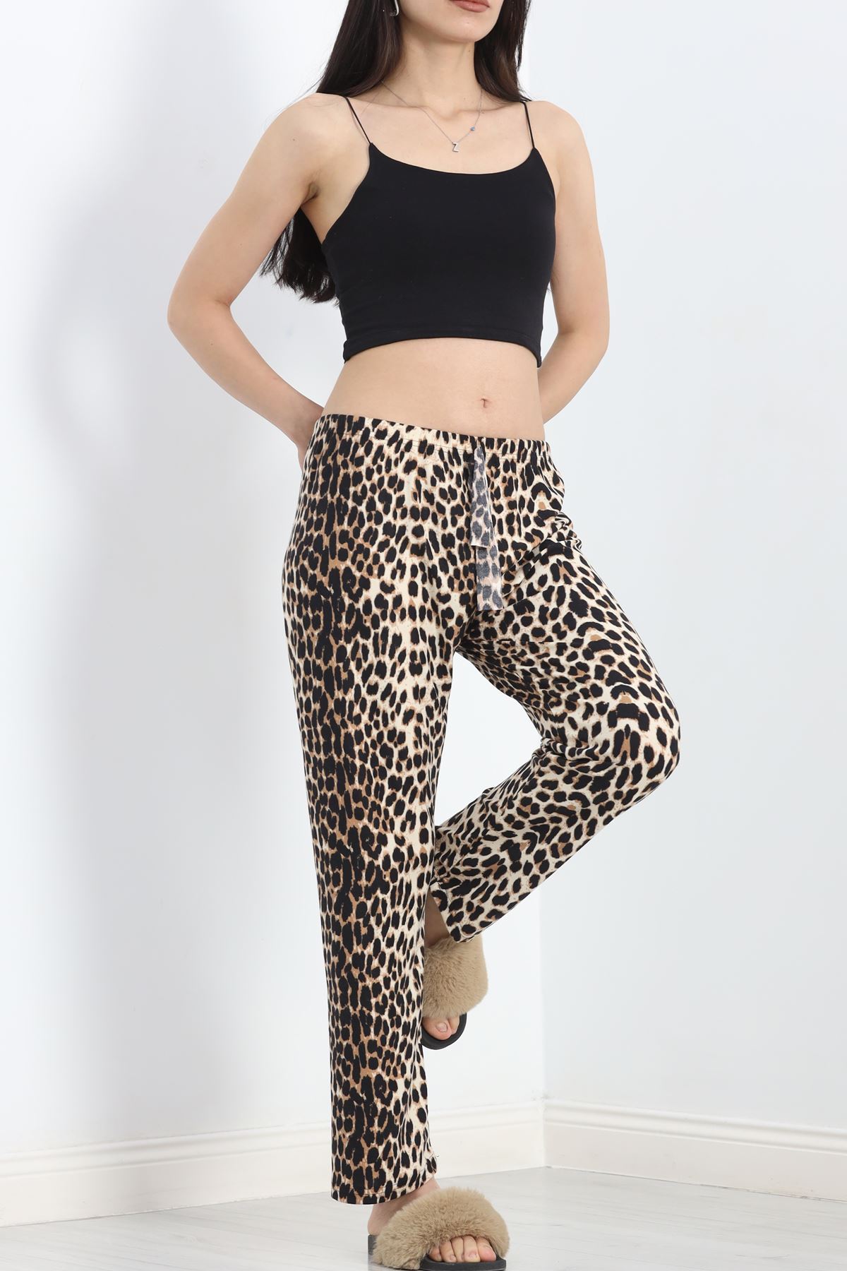 Desenli%20Süet%20Pijama%20Altı%20Leopar%20-%20103.1287.