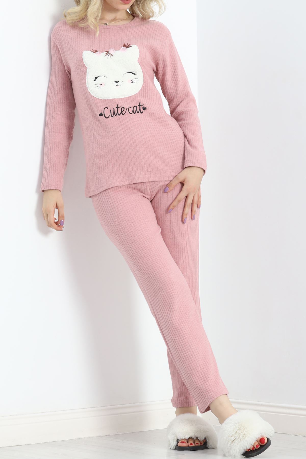 Nakışlı%20Fitilli%20Pijama%20Takımı%20Pembe%20-%2019217.1048.